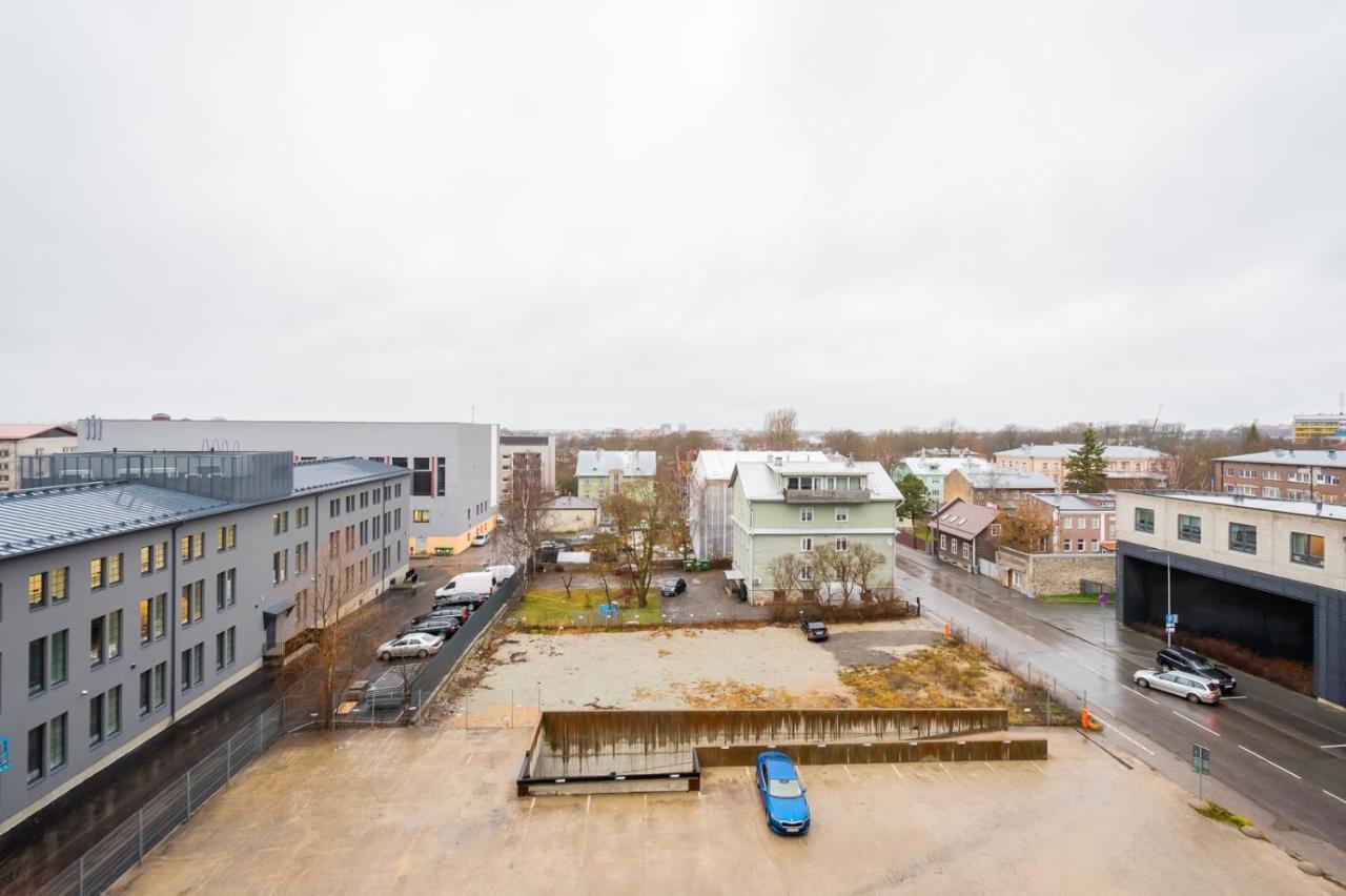 Двухкомнатная Квартира В Центре Города Reval Esterno foto